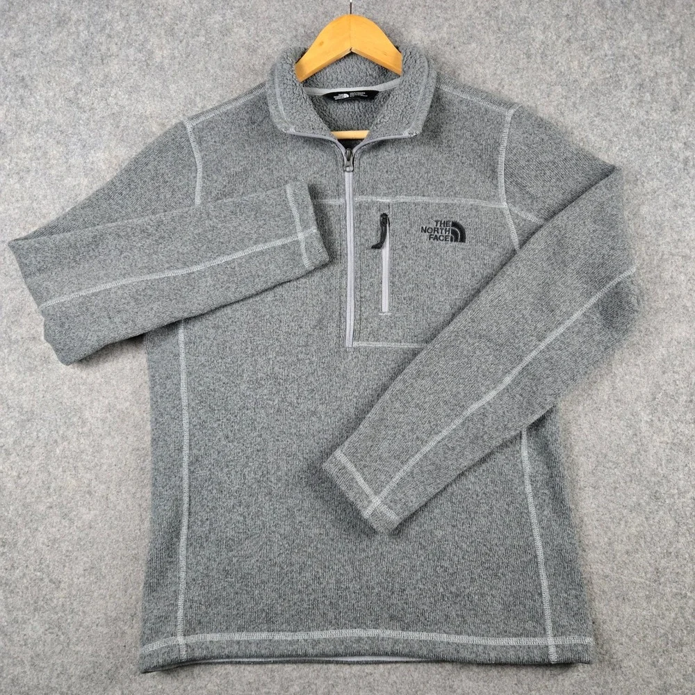 The North Face Gordon Lyons 1/4 Zip Sweatshirt Mens Small Gray Fleece Pullover
